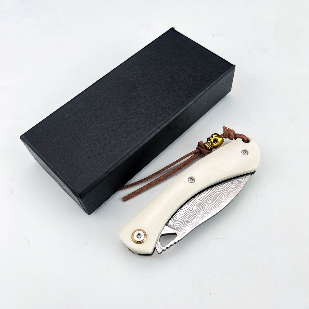 ヴィンテージダマスカス鋼製小型折りたたみナイフ、牛骨ハンドル - Vintage Collectible Knife のレビューと価格
