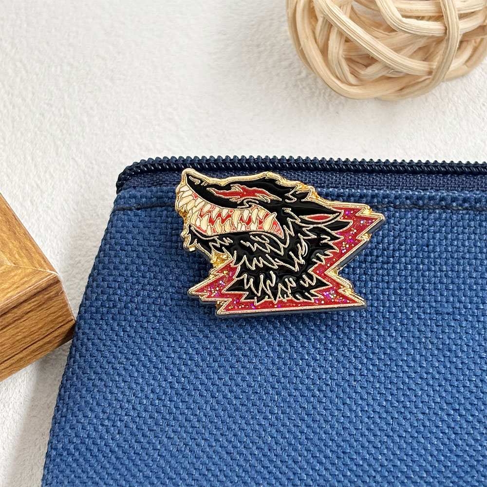 牙のある狼のメタルブローチ、ダークビーストゴシックスタイルバ - Vintage Collectible Clothing のレビューと価格