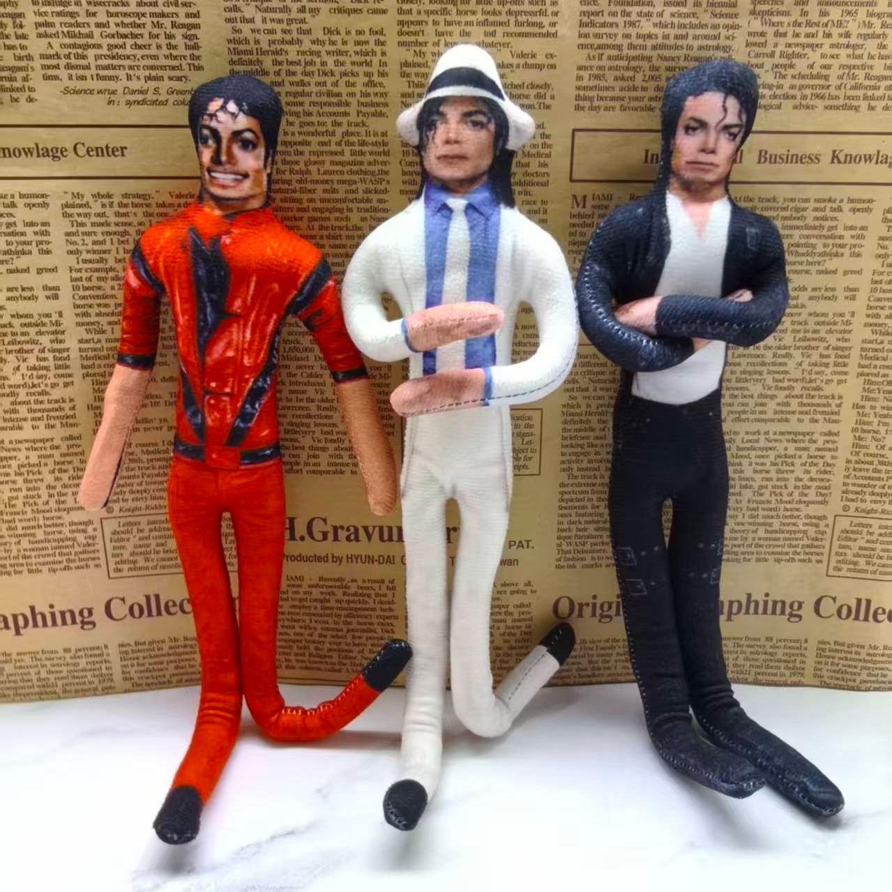 ヴィンテージMJマイケル・ジャクソンコスプレ小道具人形曲げら - Vintage Things Collection のレビューと価格