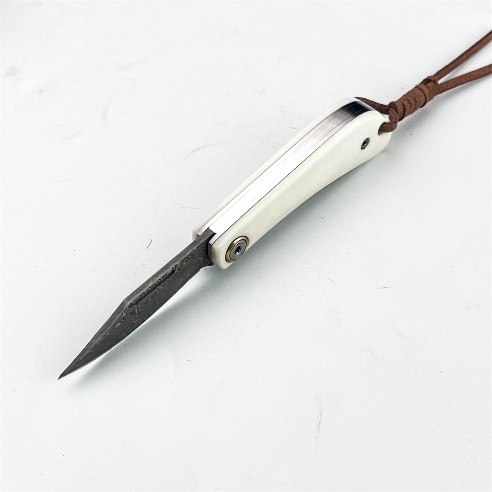 ヴィンテージダマスカス折りたたみ式EDCポケットナイフ、アイ - Vintage Collectible Knife のレビューと価格